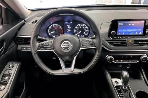 2022 Nissan Altima 2.5 S