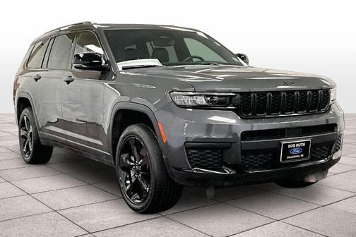 2022 Jeep Grand Cherokee L Laredo