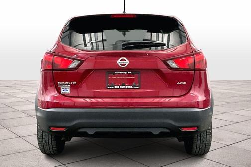 2018 Nissan Rogue Sport S