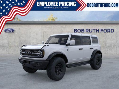 Oxford White 2026 Ford Bronco Outer Banks