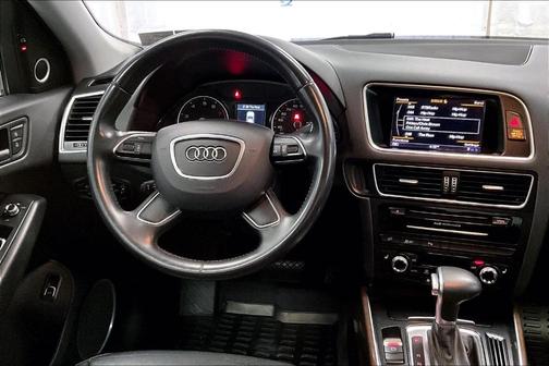 2016 Audi Q5 2.0T Premium Plus