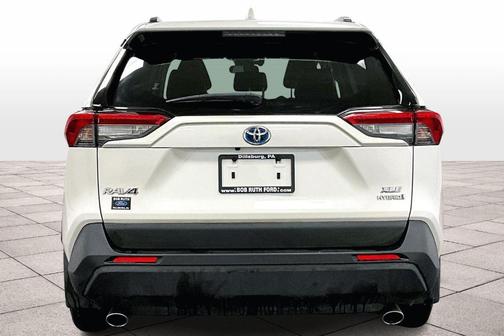 2022 Toyota RAV4 Hybrid XLE Premium