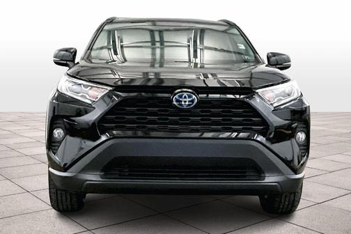 2020 Toyota RAV4 Hybrid XLE