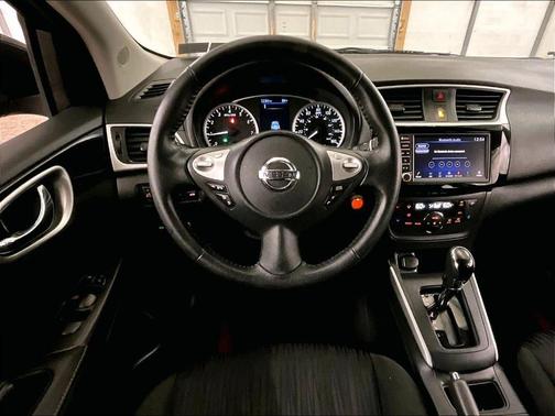 Deep Blue Pearl 2019 Nissan Sentra SV