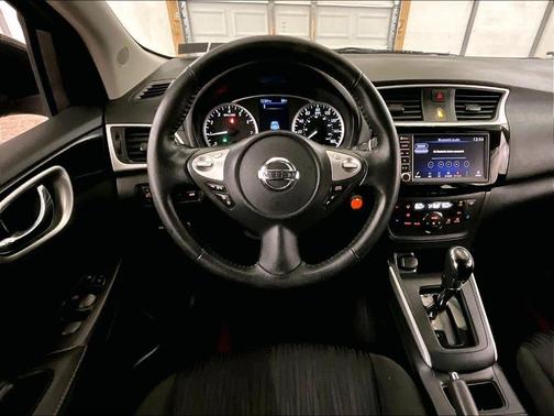Deep Blue Pearl 2019 Nissan Sentra SV