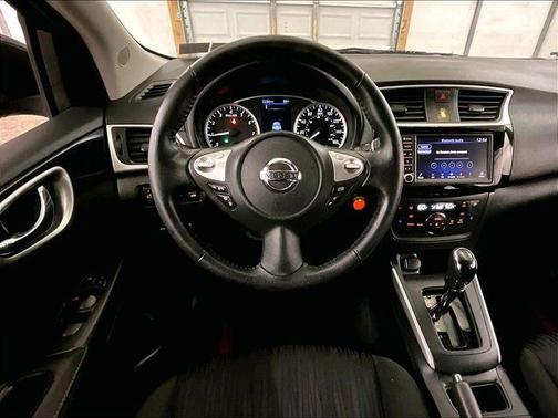 Deep Blue Pearl 2019 Nissan Sentra SV