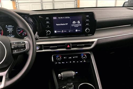 2022 Kia K5 LXS
