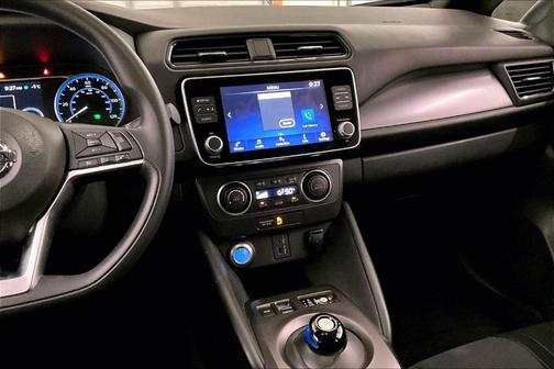 2022 Nissan Leaf S