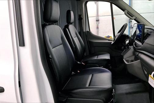 2026 Ford Transit-250 148 WB Medium Roof Cargo