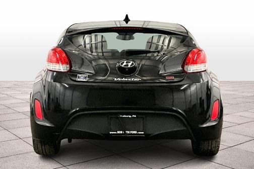 2015 Hyundai Veloster RE:FLEX w/Black