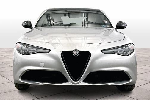 2019 Alfa Romeo Giulia Base