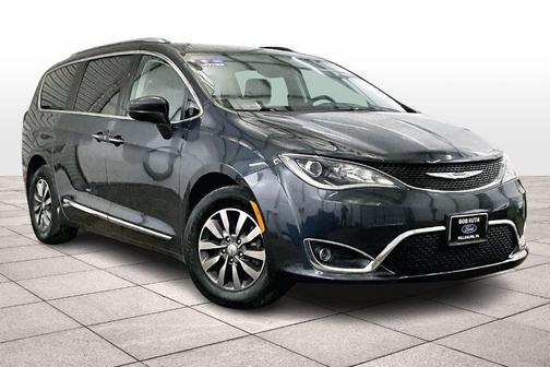 2020 Chrysler Pacifica Touring-L Plus