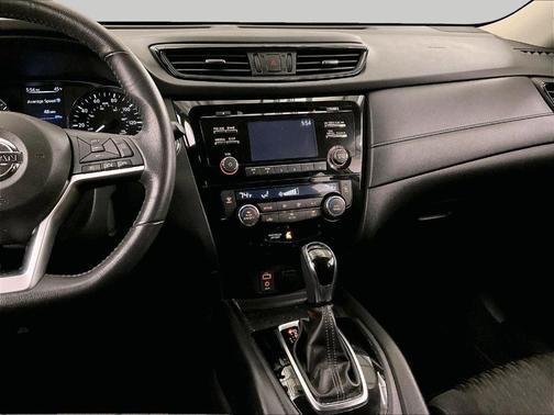 Glacier White 2017 Nissan Rogue SV