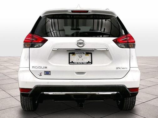 Glacier White 2017 Nissan Rogue SV