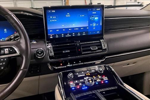 2023 Lincoln Navigator Black Label