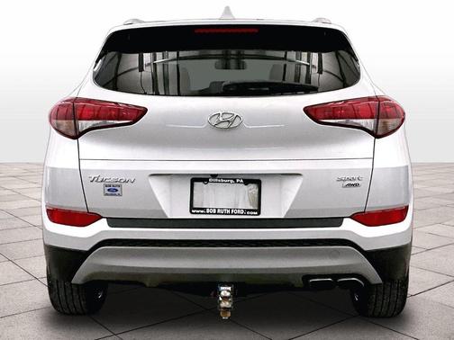 Molten Silver 2018 Hyundai TUCSON Sport