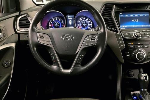 2016 Hyundai SANTA FE Limited