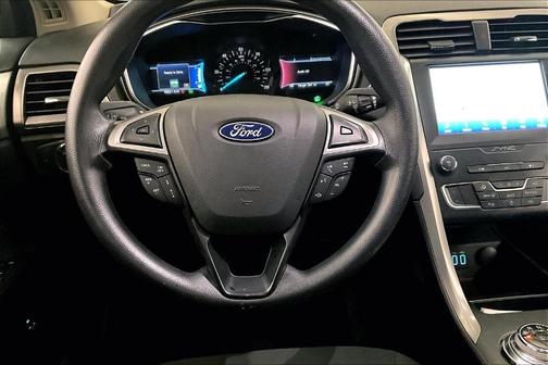 2020 Ford Fusion Hybrid SE