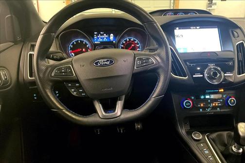 2017 Ford Focus RS Base