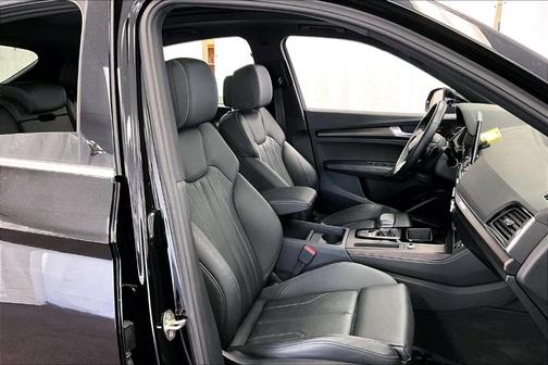 2023 Audi Q5 45 S line Premium Plus