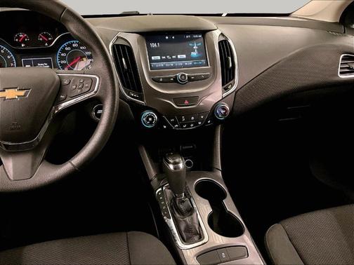 Summit White 2016 Chevrolet Cruze LT Automatic