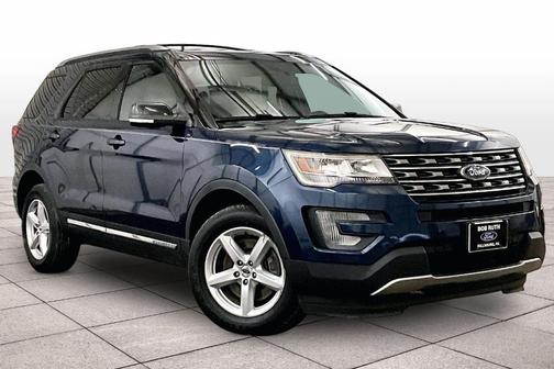 Blue Jeans 2017 Ford Explorer XLT