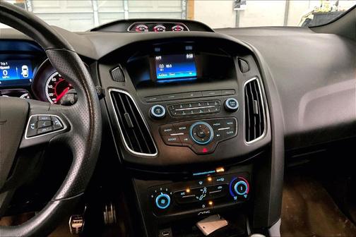 2018 Ford Focus ST Base