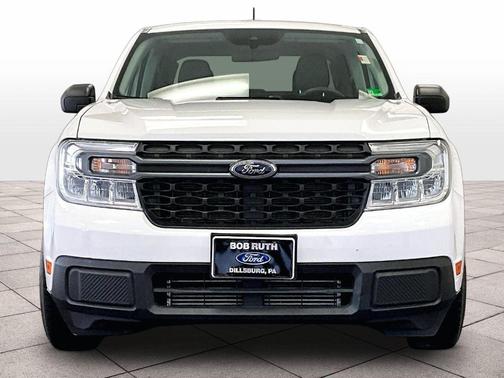 Oxford White 2024 Ford Maverick XLT