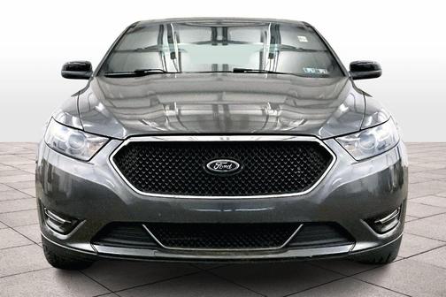 2016 Ford Taurus SHO