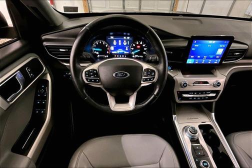 Agate Black 2021 Ford Explorer XLT