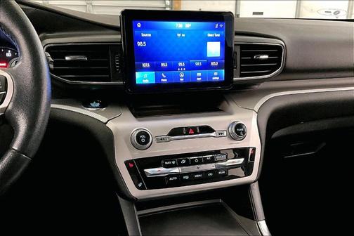 Agate Black 2021 Ford Explorer XLT