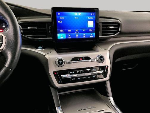 Agate Black 2021 Ford Explorer XLT