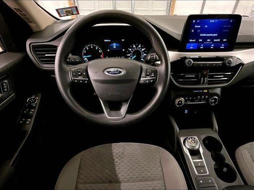 Oxford White 2020 Ford Escape SE