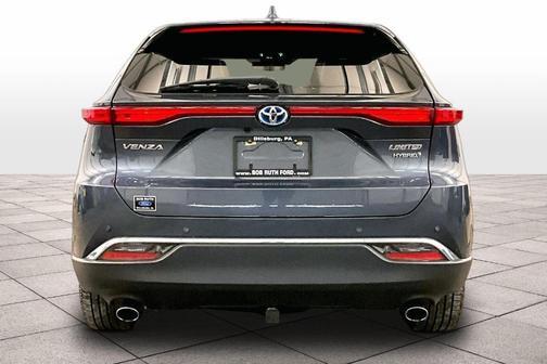 Coastal Gray Metallic 2021 Toyota Venza Limited