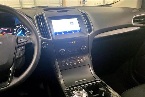2020 Ford Edge SE