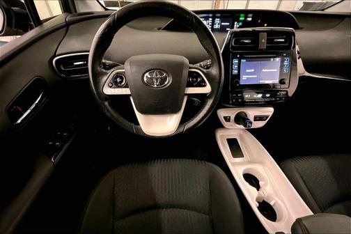 2016 Toyota Prius Three