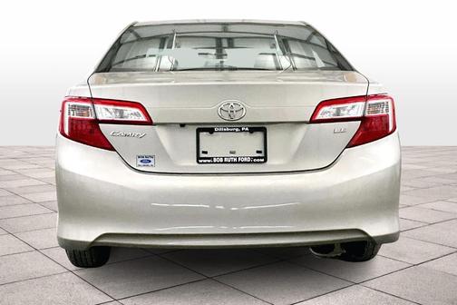 2014 Toyota Camry LE