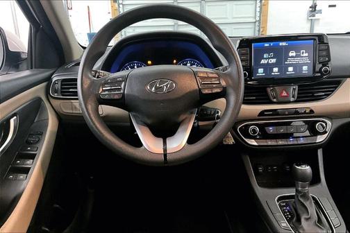 2018 Hyundai Elantra GT Base