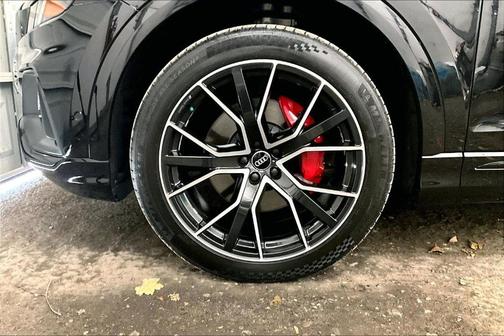 2020 Audi Q8 55 Premium Plus