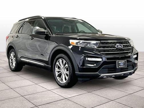 Black Metallic 2023 Ford Explorer XLT