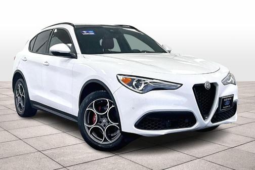 2022 Alfa Romeo Stelvio Sprint