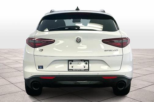 2022 Alfa Romeo Stelvio Sprint