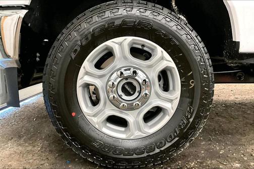 2026 Ford F-350 XLT