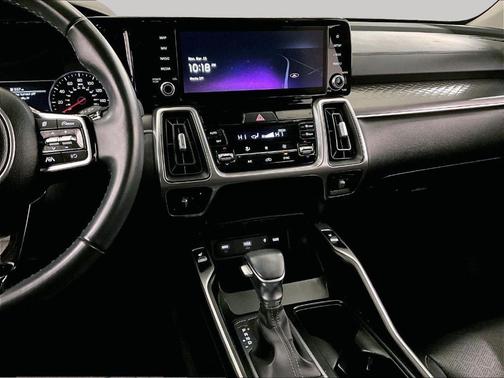 Glacial White Pearl 2023 Kia Sorento S