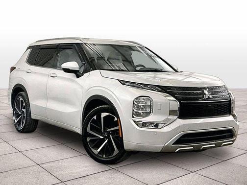 White Diamond 2022 Mitsubishi Outlander SEL