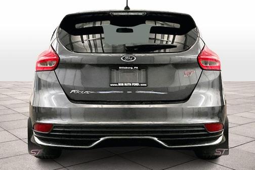2018 Ford Focus ST Base