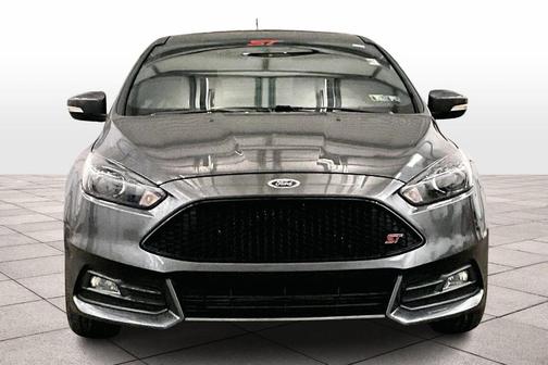 2018 Ford Focus ST Base