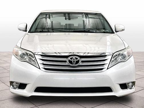 Blizzard Pearl 2012 Toyota Avalon Base