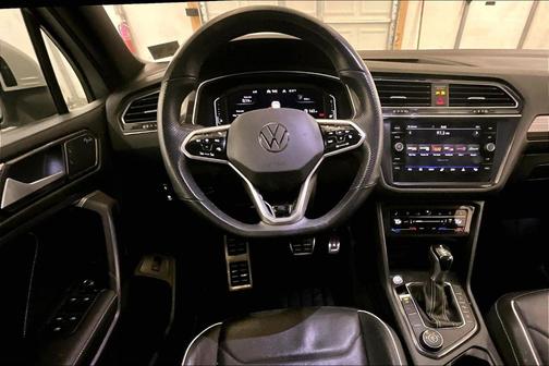 2022 Volkswagen Tiguan 2.0T SEL R-Line