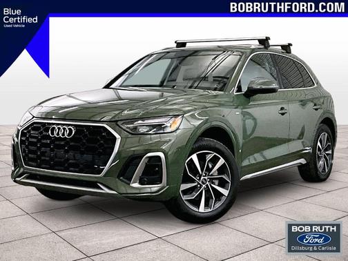 District Green Metallic 2022 Audi Q5 45 S line quattro Premium